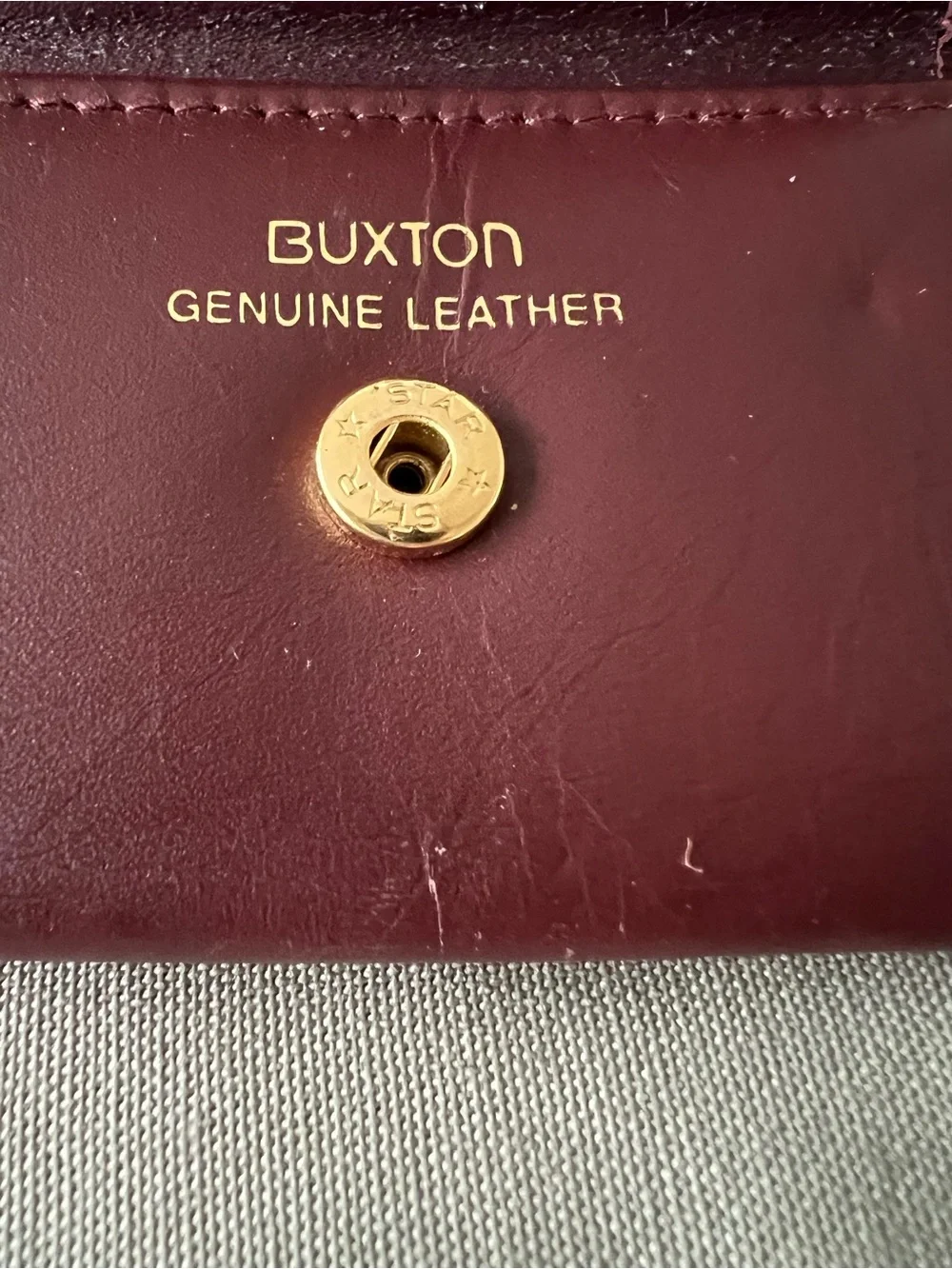 Vintage Buxton Leather Key Tainer Case Ring - Burgandy Maroon Brown